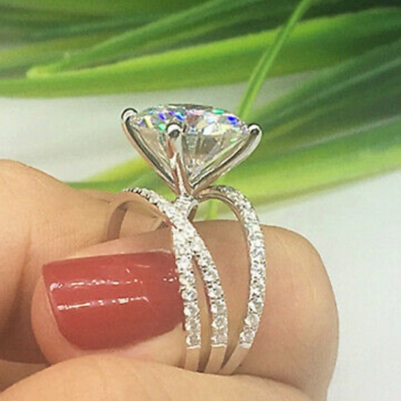 NWT LUXURY Round Shape 925 Sterling silver Ring - Picture 4 of 4